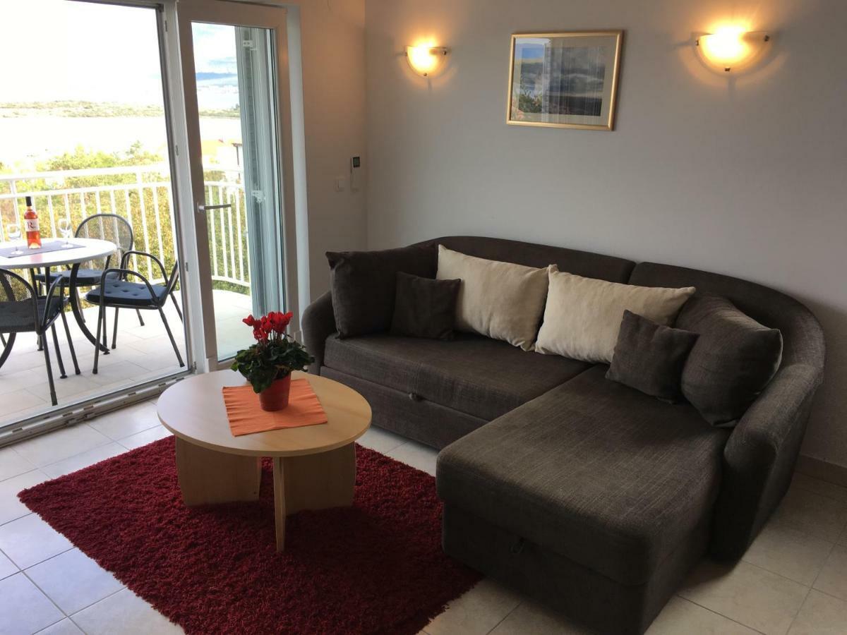Apartmani Marija Klimno A Экстерьер фото